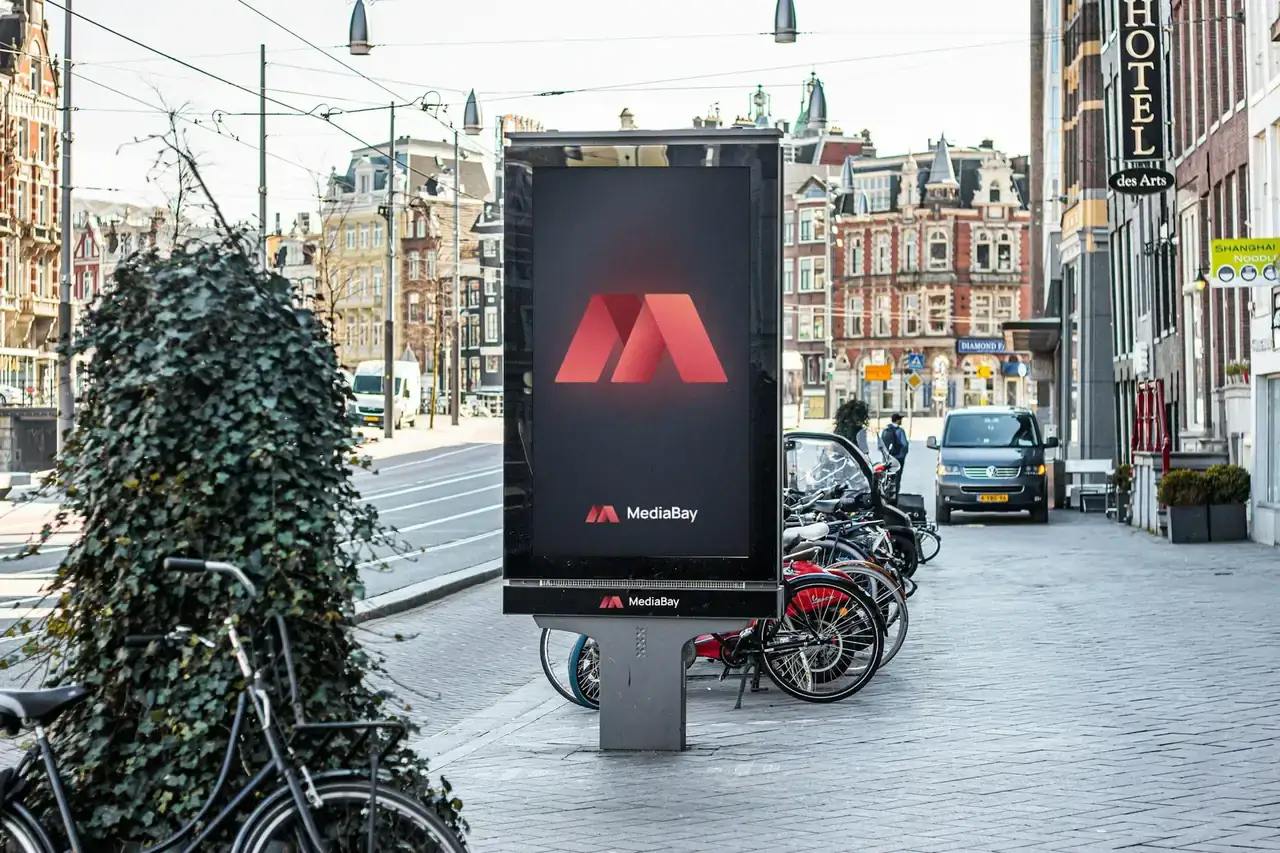 Media Bay screen — Local communities