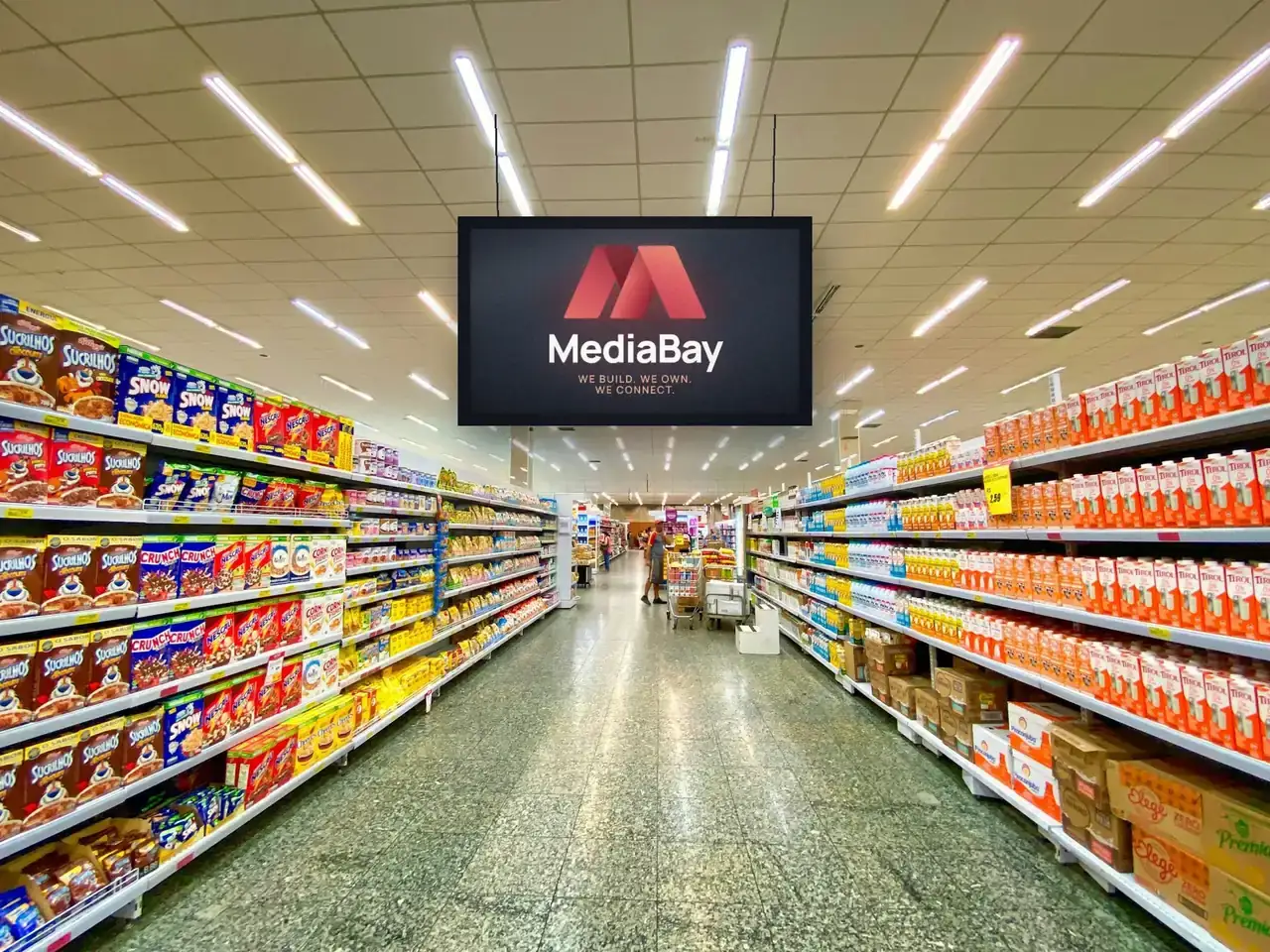 Media Bay screen — In-store screens